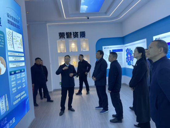 華學健市長蒞臨天香生物考察調(diào)研