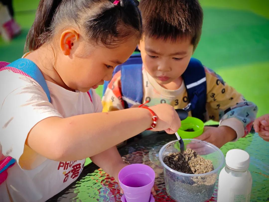 雙清區(qū)“愛心護(hù)航，助夢(mèng)成長(zhǎng)”