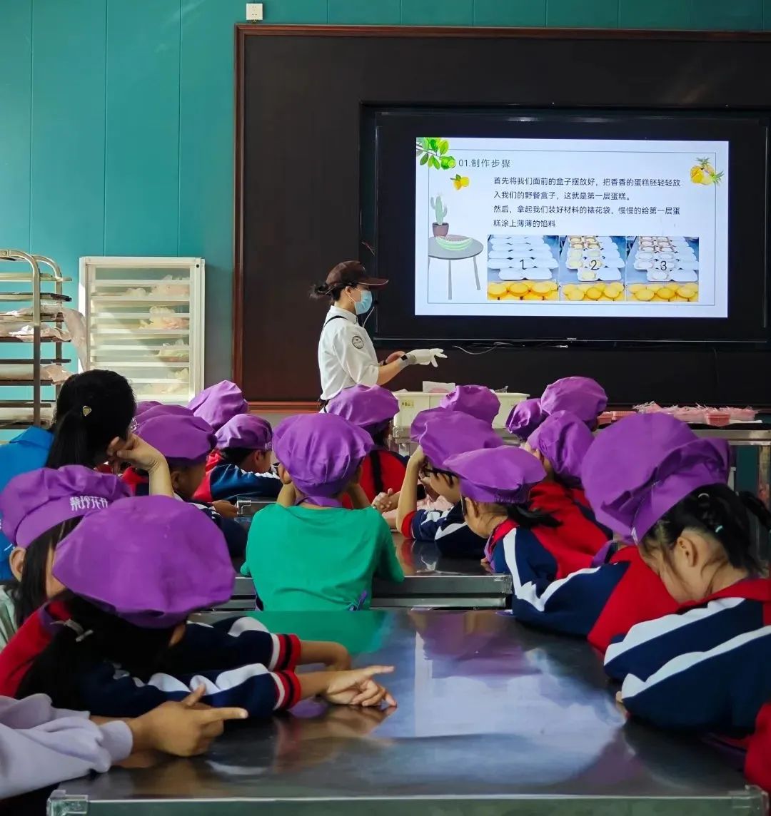 雙清區(qū)“愛心護(hù)航，助夢(mèng)成長(zhǎng)”