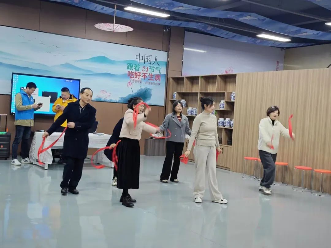 “財(cái)信人壽邵陽(yáng)中支工會(huì)活動(dòng)”在天香大健康產(chǎn)業(yè)園圓滿舉行